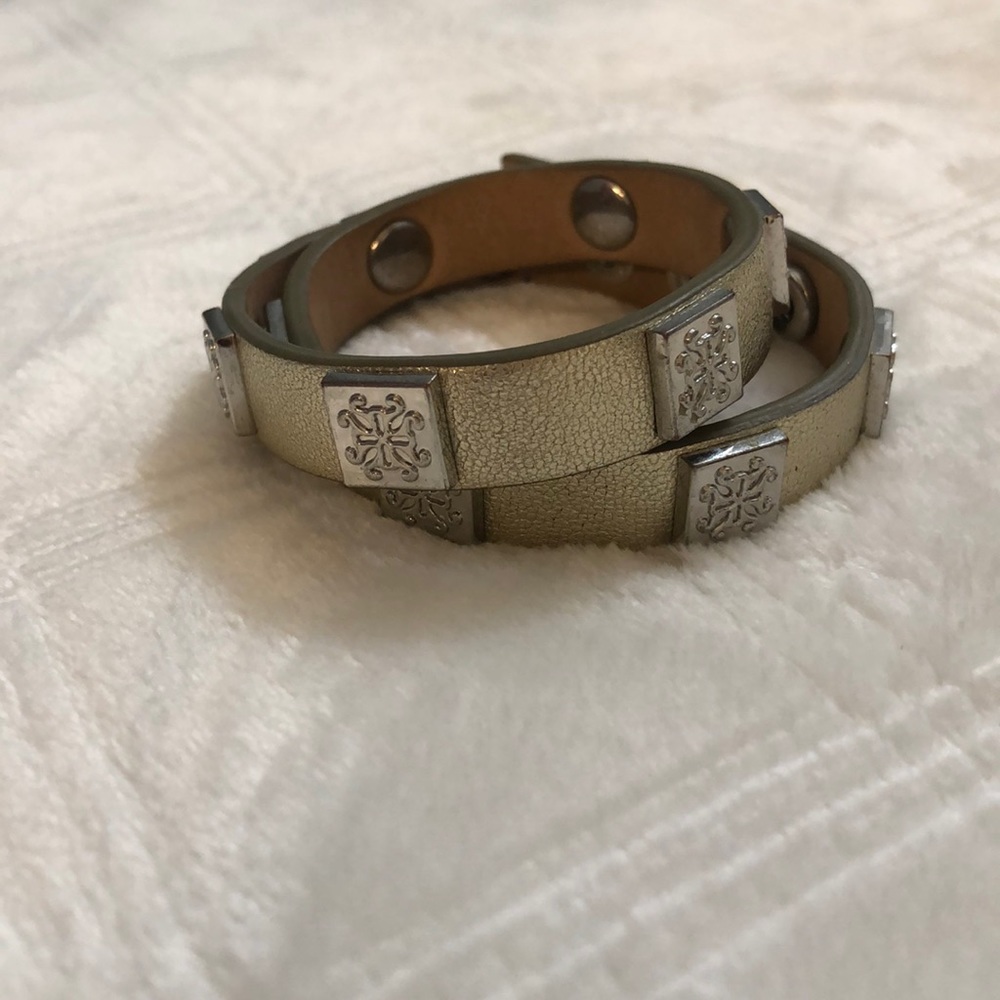 Rustic cuff double wrap leather bracket